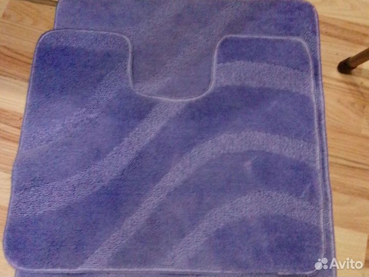 Коврики для ванной и туалета