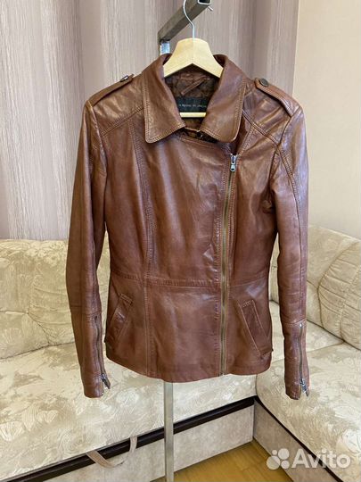 Женская куртка кожаная, косуха коричневая р.46-48