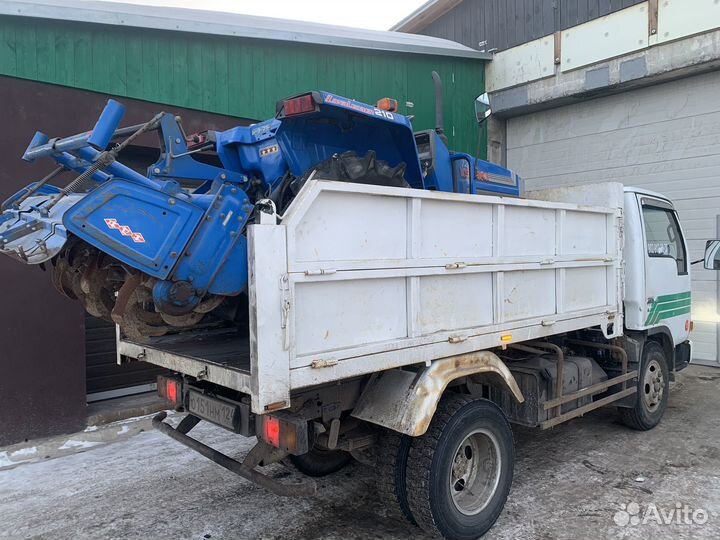 Вспашка земли фрезой минитрактором