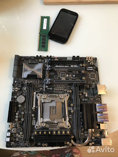 Материнская плата