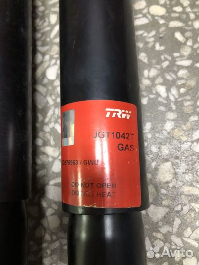 Задний амортизатор nissan Qashqai