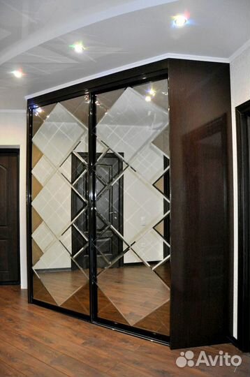 Зеркальное панно