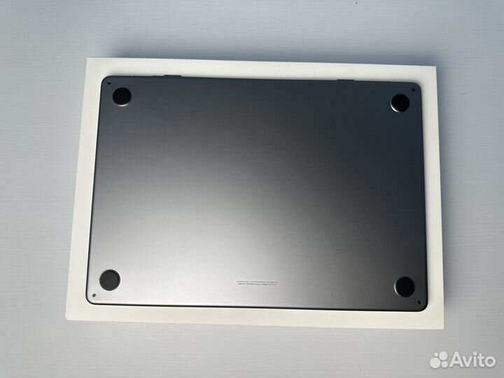 MacBook Air 15 2023 M3/16/512Gb Gray, 44 цикла