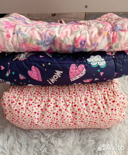 Куртки на девочку