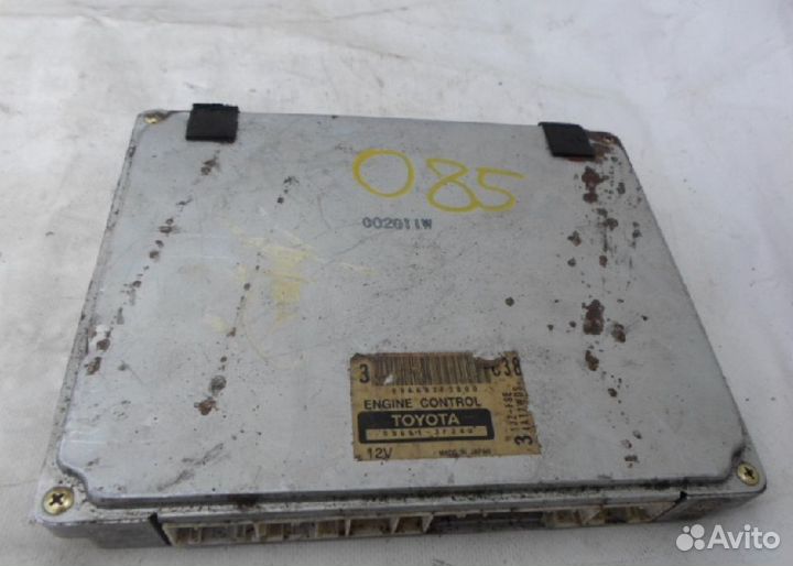 Блок управления двс на toyota crown JZS171 1JZ-FSE