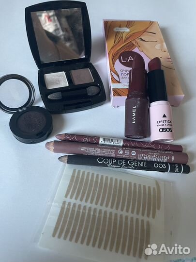 Набор косметики карандаш для губ для бровей помады