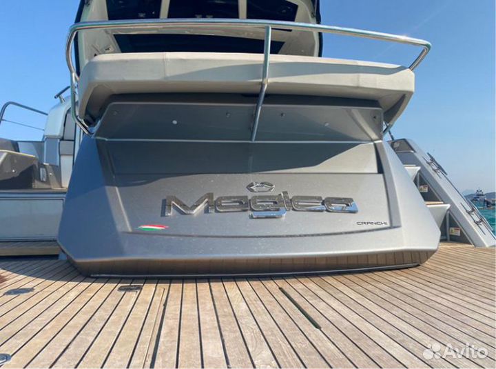 Яхта Моторная Cranchi M44HT 7667