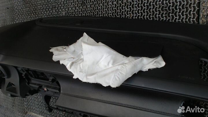 Панель передняя салона Chevrolet Camaro, 2017