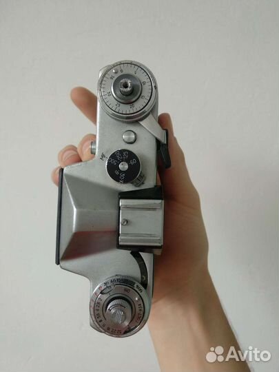 Плёночный фотоаппарат Зенит Е (СССР )