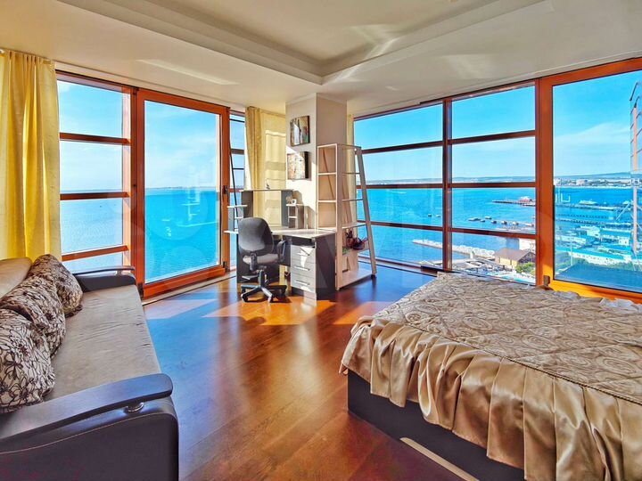 3-к. квартира, 170 м², 8/14 эт.