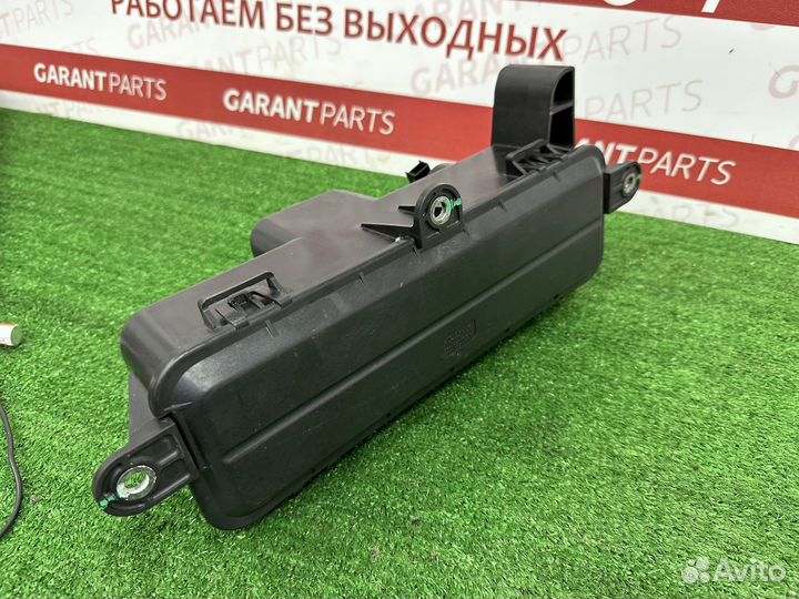 Насос открывания багажника Cadillac SRX 2 09-15