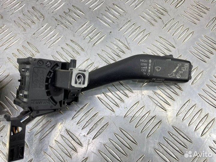 Подрулевой переключатель дворников Volkswagen