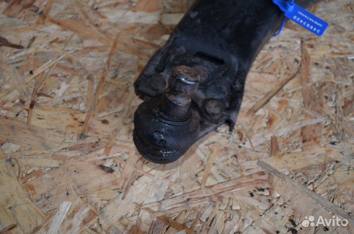 Рычаг подвески передний левый Volvo Xc60 2008-2017