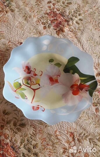 Тарелка десертная с ручкой