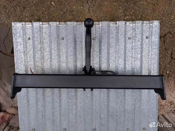 Фаркоп на hyundai tucson 1