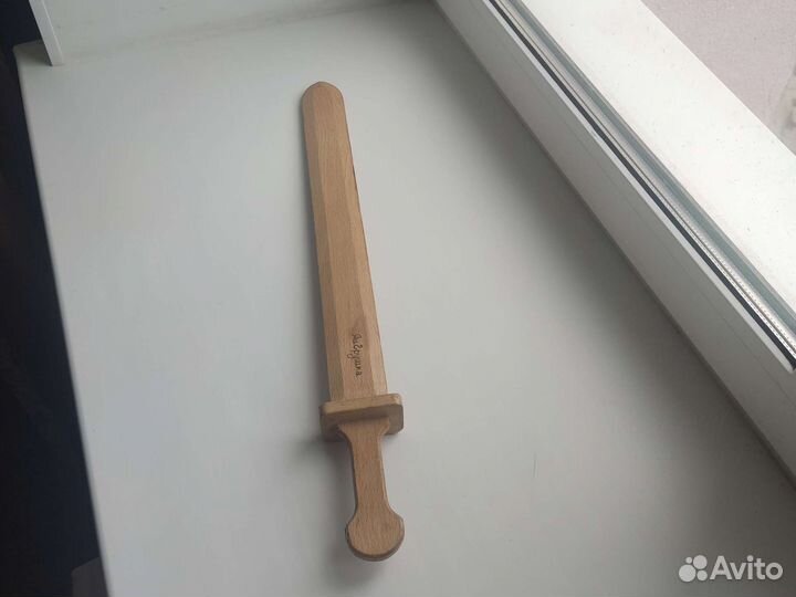 Деревянные меч яигрушка