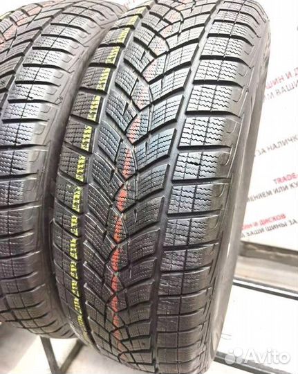 Goodyear UltraGrip Performance 235/60 R18 107H