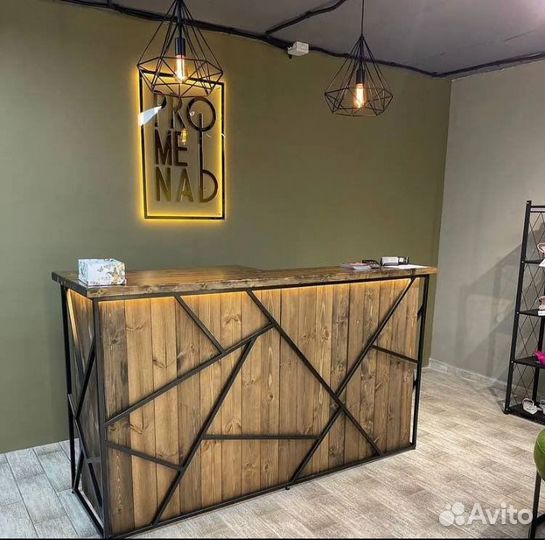 Ресепшен с подсветкой в стиле лофт