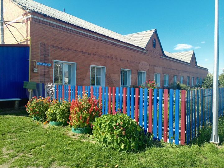2-к. квартира, 43 м², 1/1 эт.