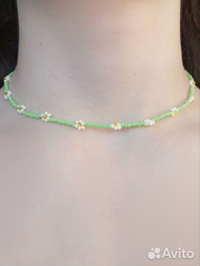 Чокер из чешского бисера с цветами, ручная работа