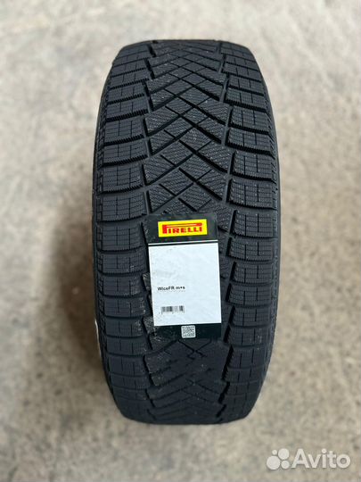 Pirelli Ice Zero FR 255/50 R20