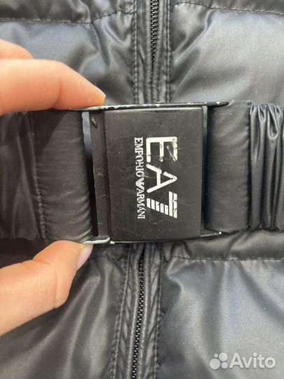 Пуховик женский armani
