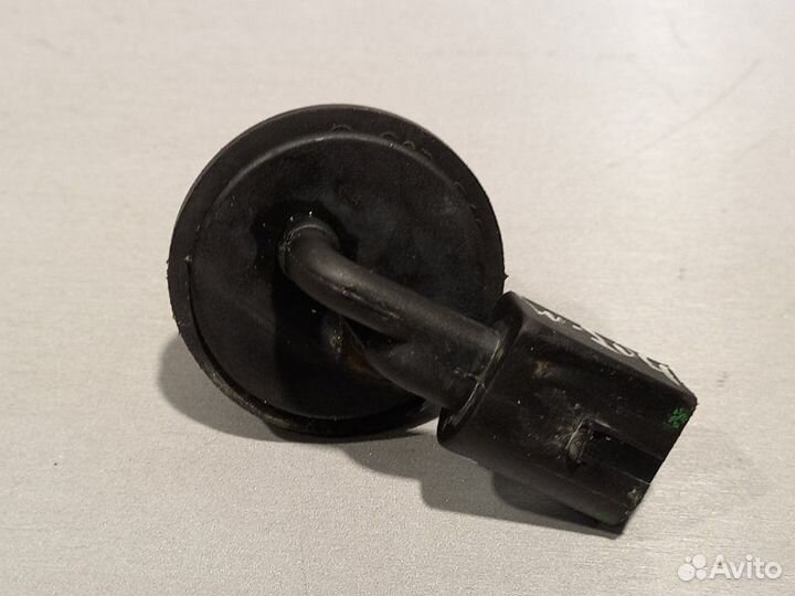 Датчик уровня омывающей жидкости Mercedes Benz