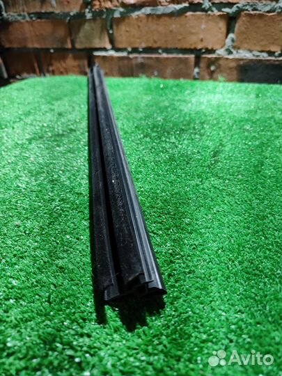 Бархотка стекла заднего Skoda Octavia A5