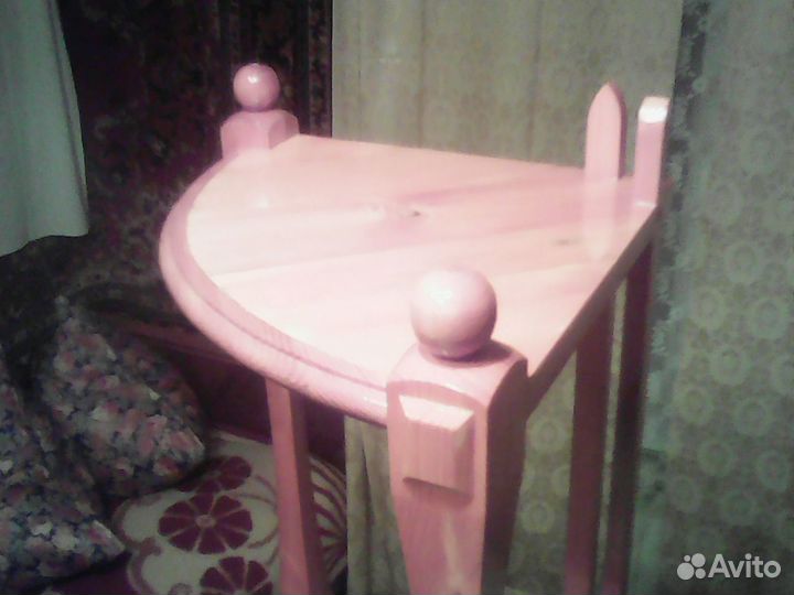 Угловая полка