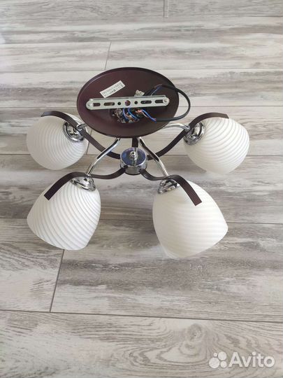 Люстра потолочная