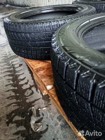 Bridgestone Blizzak Revo2