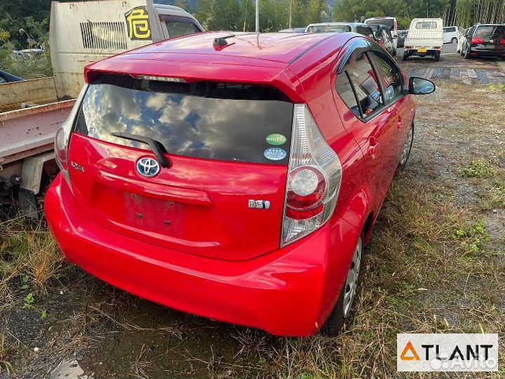 Жабо toyota aqua