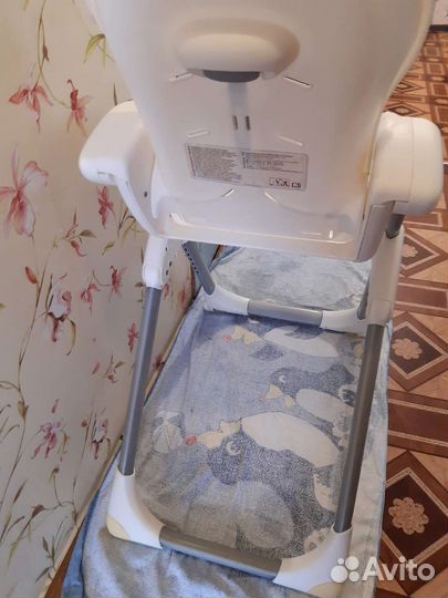 Детский стульчик для кормления