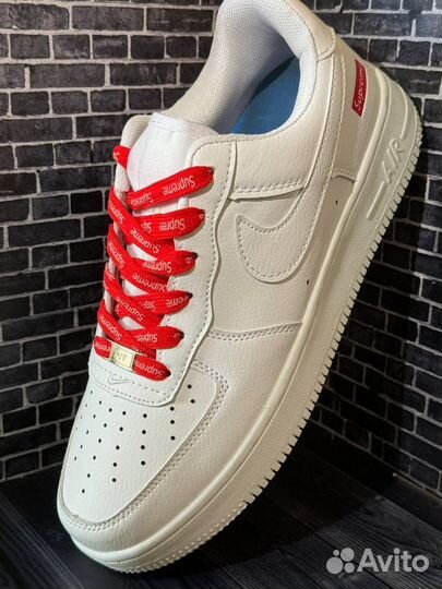 Nike air force 1 supreme