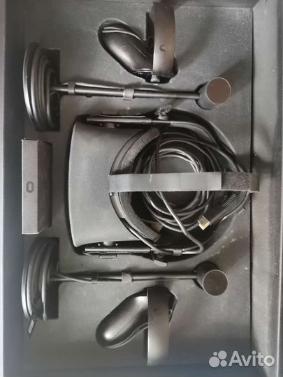 Шлем виртуальной реальности Oculus rift cv1