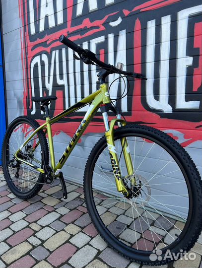 Горный велосипед Stark Hunter 29.3 HD green