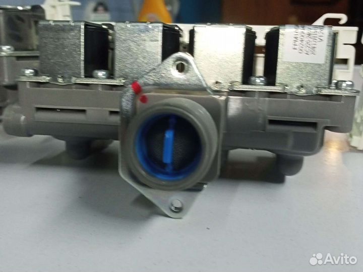 Клапан залива воды