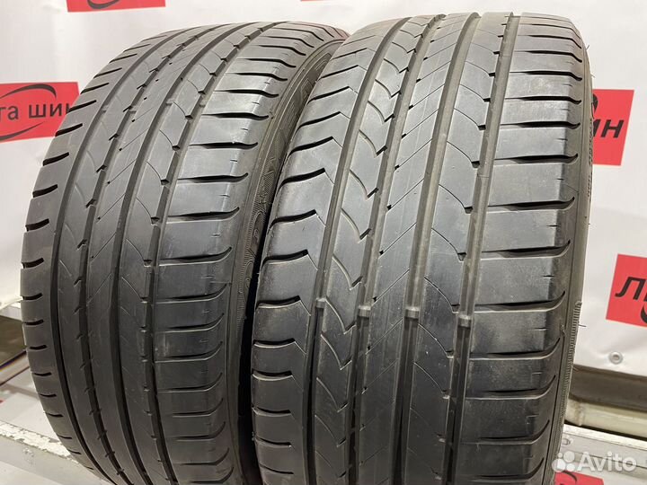Goodyear EfficientGrip 215/40 R17