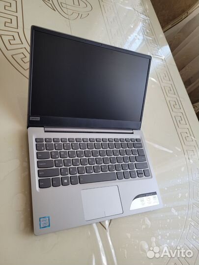 Металлический Lenovo i3/SSD