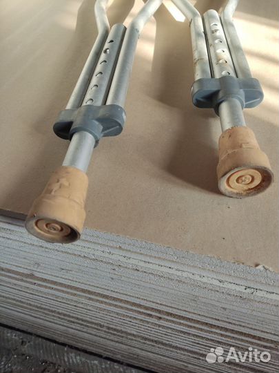 Костыли подмышечные