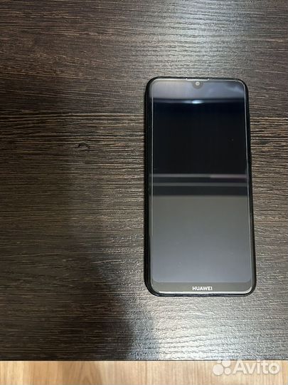 HUAWEI Y7 (2019), 3/32 ГБ