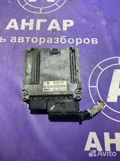 Блок управления двигателем Volkswagen Touareg 7L 2