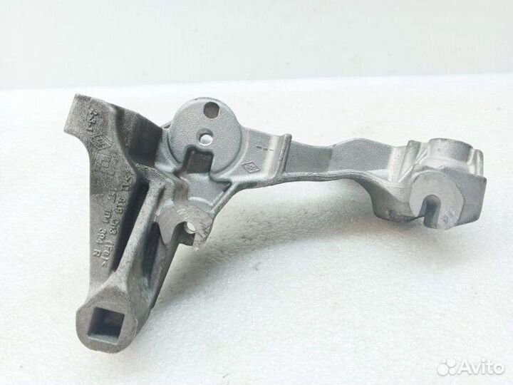 Кронштейн генератора Nissan Qashqai J11 1.2