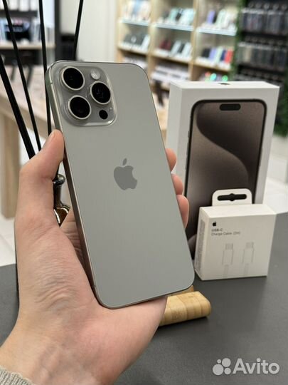 iPhone 15 Pro Max, 256 ГБ