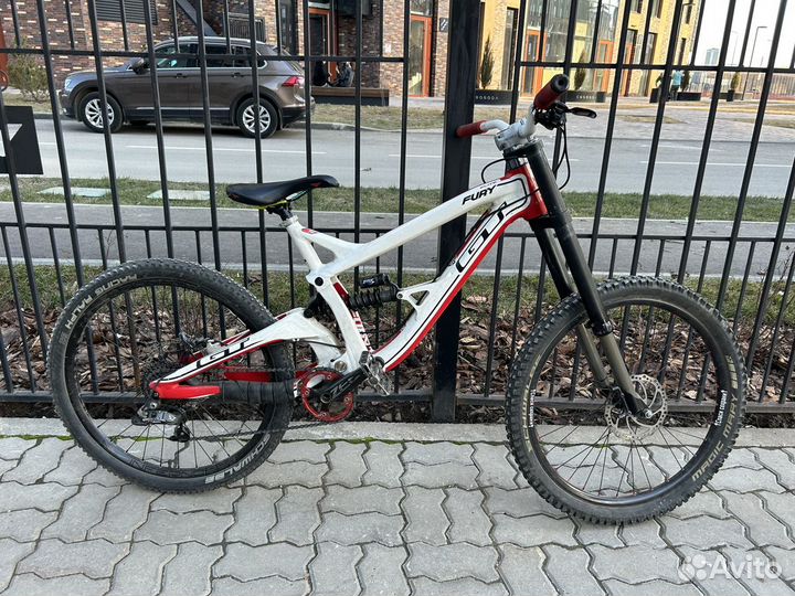 Велосипед gt fury
