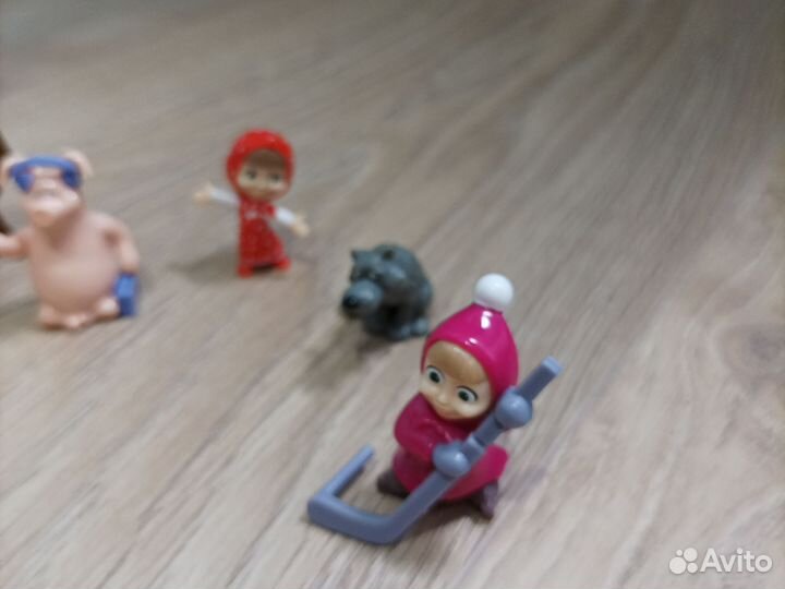 Игрушка Маша Медведь из киндера