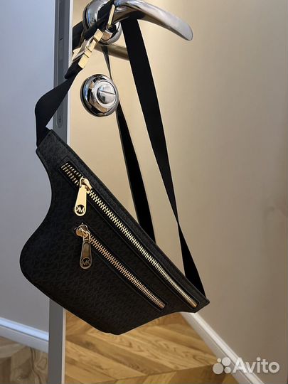 Сумочка на пояс/через плечо Michael Kors