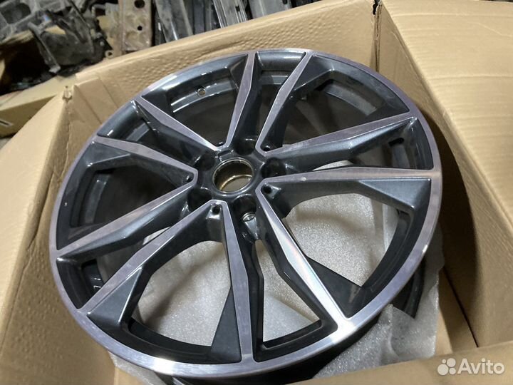 Диск литой R19 BMW X1 F48 715 стиль