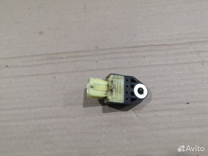 Датчик AIR BAG Toyota Land Cruiser Prado 150