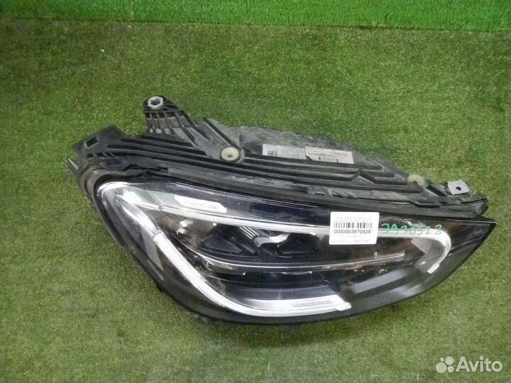 Фара правая Mercedes GLC X253 (2019-н.в.) LED